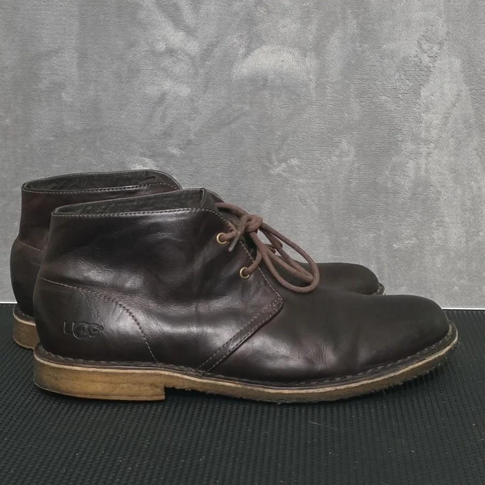UGG Leighton Men's Chukka Boots Size 10.5 Crinkled Leather Chocolate Brown 3275